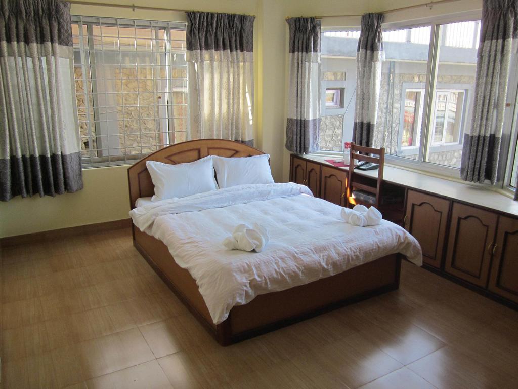 Hotel Milarepa Pvt Ltd Pokhara Exterior photo